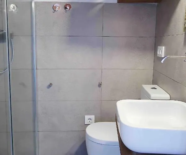 Qué Bueno Que Viniste. Edificio Singular *